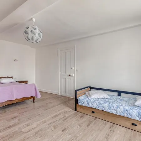 Hamo - Maison A 600 M De La *